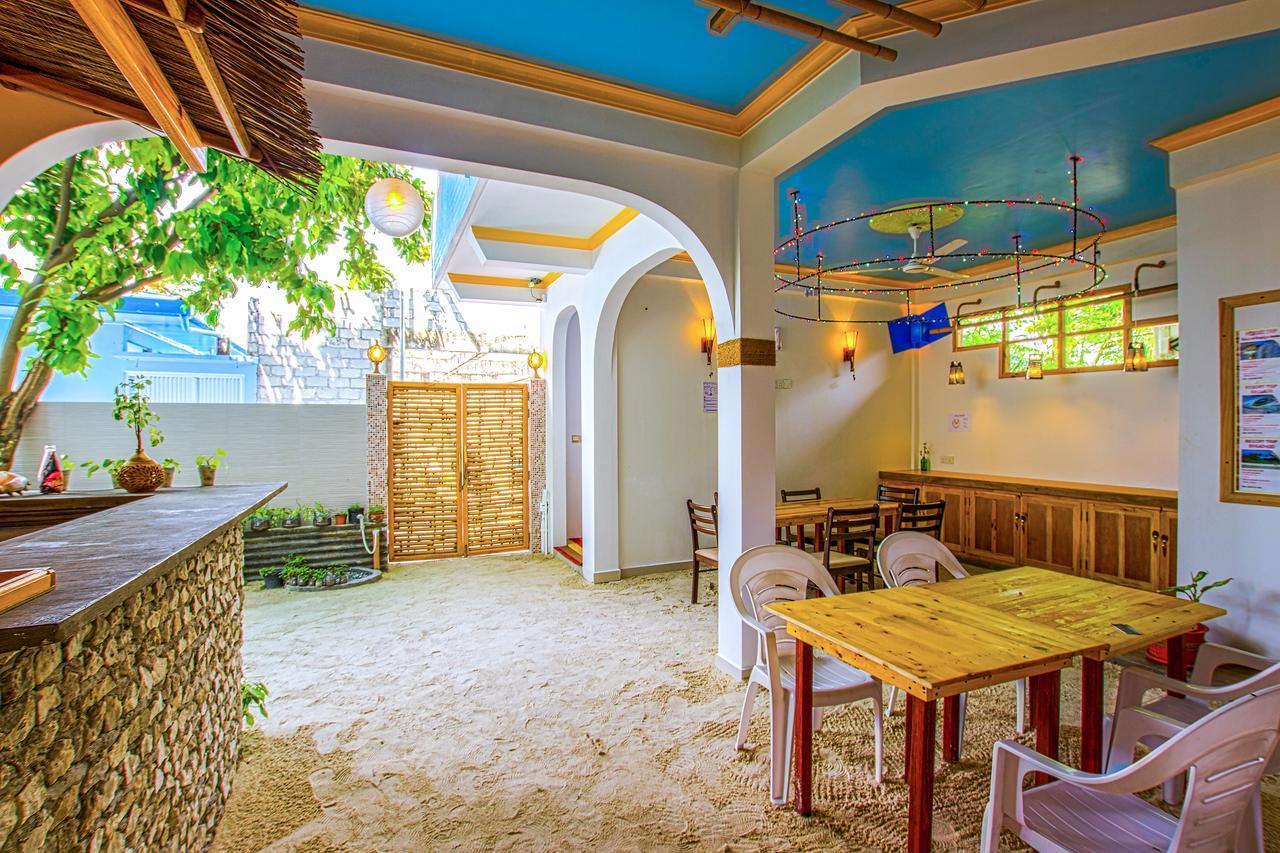 Select Village Maafushi Exterior foto