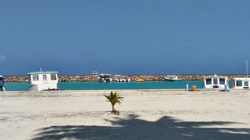 Select Village Maafushi Exterior foto