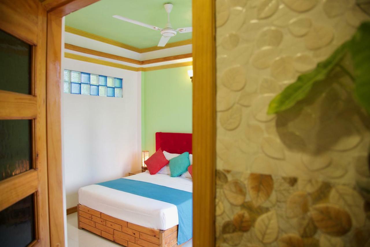 Select Village Maafushi Exterior foto