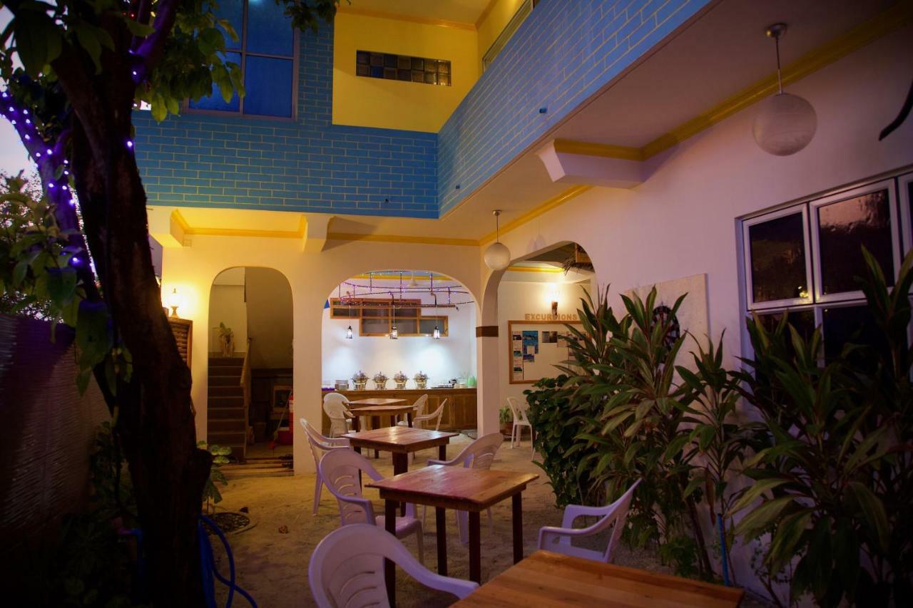 Select Village Maafushi Exterior foto